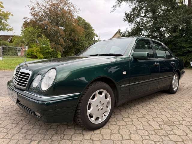 Mercedes-Benz E430 Avantgarde W210 *HU neu*2.Hand*Scheckheft*Leder*PDC*SHZ*Klimaautom.*