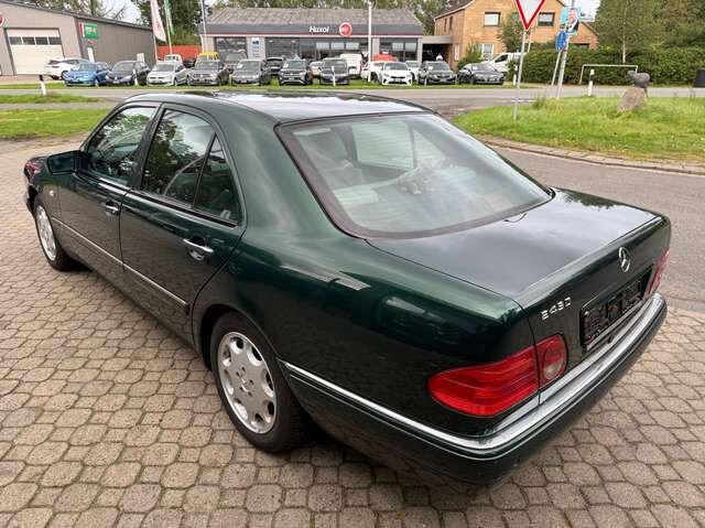 Mercedes-Benz E430 Avantgarde W210 *HU neu*2.Hand*Scheckheft*Leder*PDC*SHZ*Klimaautom.*