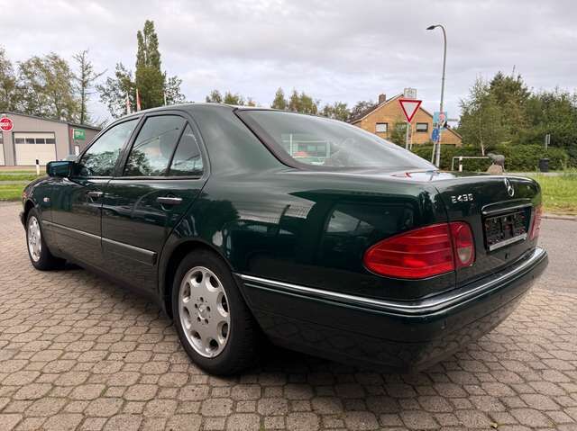 Mercedes-Benz E430 Avantgarde W210 *HU neu*2.Hand*Scheckheft*Leder*PDC*SHZ*Klimaautom.*