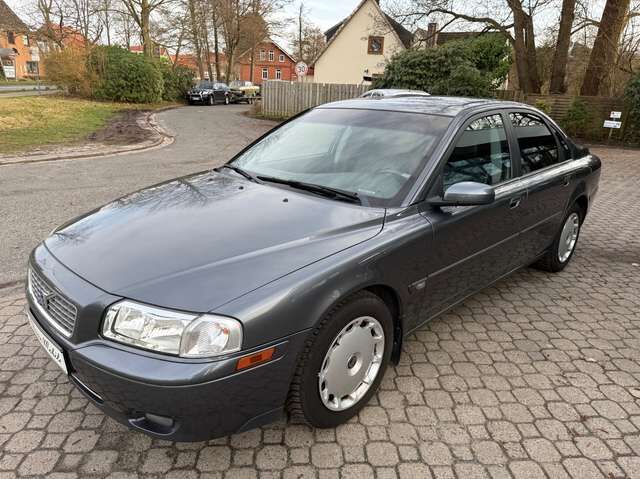 Volvo S80 2.5T *nur 101 TKM*1.Hand*Scheckheft*HU neu*Leder*