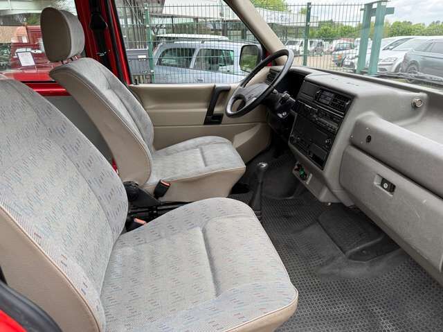 VW T4 Syncro Feuerwehr *nur 81 TKM*1.Hand*8 Sitze*AHK*