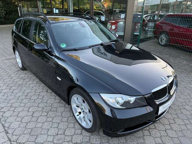 BMW 325 D Touring *nur 193 TKM*HU neu*2.Hand*Scheckheft*Navi*PDC*SHZ*