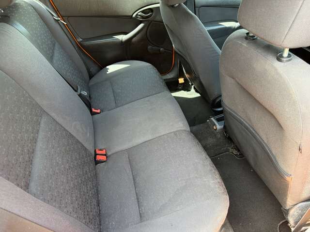 Ford Focus Turnier 1.6 Finesse *HU a.W. neu*2.Hand*Zahnriemen gemacht*Klima*AHK*GJ-Reifen*