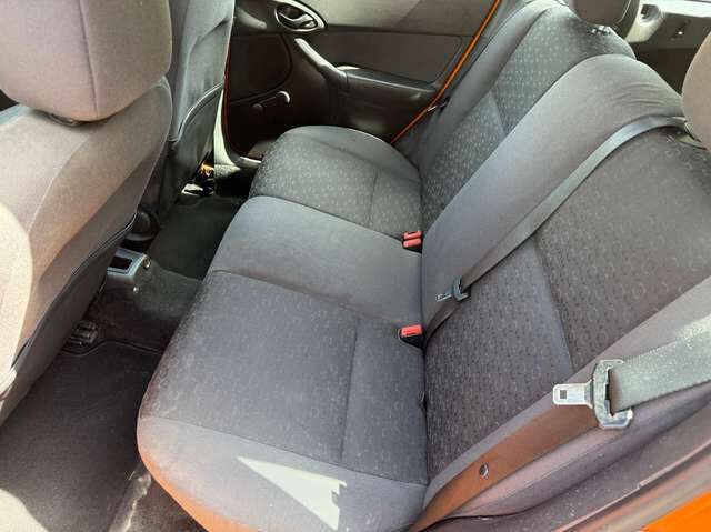 Ford Focus Turnier 1.6 Finesse *HU a.W. neu*2.Hand*Zahnriemen gemacht*Klima*AHK*GJ-Reifen*