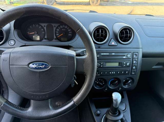 Ford Fiesta 1.6 Ghia *HU neu*1.Hand*Klima*GJ-Reifen*eFH*ZV+FB*