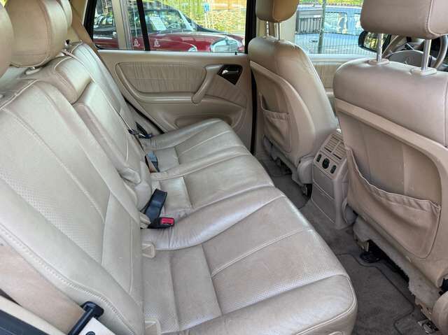 Mercedes-Benz ML 270 CDI *HU fällig*Leder*Automatik*aAHK*PDC*SHZ*