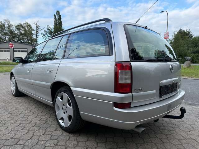 Opel Omega B Caravan 2.2 16 V *nur 155 TKM*HU a.W. neu*Xenon*AHK*Zahnriemen neu*