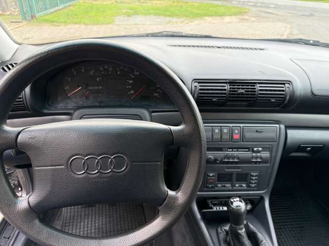 Audi A4 1.8 B5 *nur 78 TKM*HU neu*2.Hand*22 Jahre letzter Besitz*