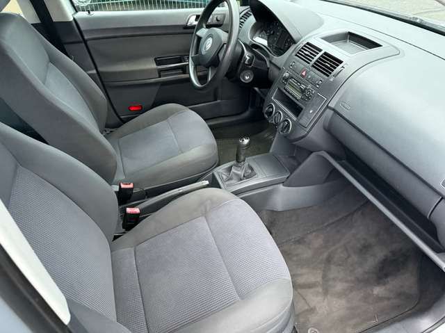 VW Polo 9N Stufenheck 1.4 16V Comfortline *Zahnriemen neu*