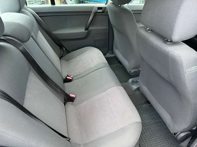 VW Polo 9N Stufenheck 1.4 16V Comfortline *Zahnriemen neu*