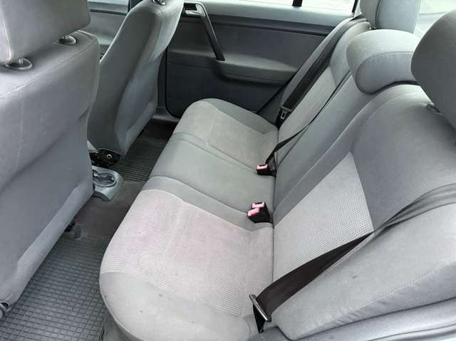 VW Polo 9N Stufenheck 1.4 16V Comfortline *Zahnriemen neu*