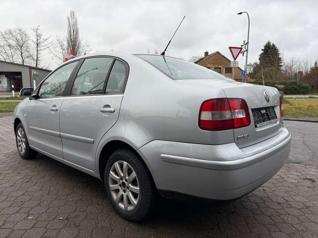 VW Polo 9N Stufenheck 1.4 16V Comfortline *Zahnriemen neu*