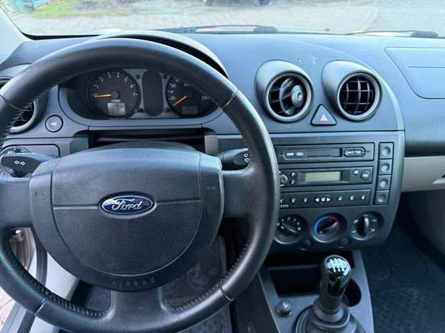 Ford Fiesta 1.25 Ambiente *nur 89 TKM*1.Hand*HU 3/2028*ZV*eFH*