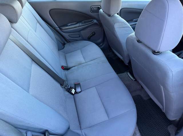 Nissan Almera 1.5 Visia *HU neu*nur 139 TKM*Klima*PDC*ZV+FB*eFH*