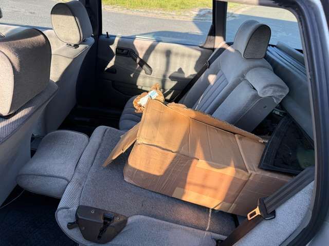 VW Passat Variant 1.8 GL *braucht Arbeit*AHK*eSD*GJ-Reifen*