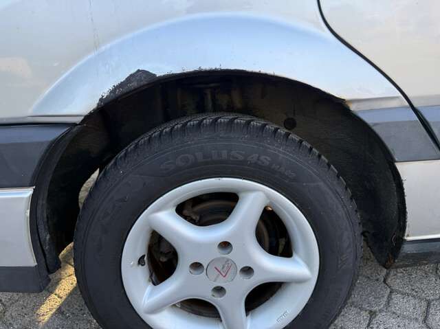 VW Passat Variant 1.8 GL *braucht Arbeit*AHK*eSD*GJ-Reifen*
