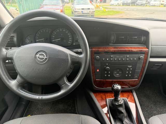 Opel Omega B 2.2 16 V Selection *nur 67 TKM*2.Hand*Historie*Klimaautom.*