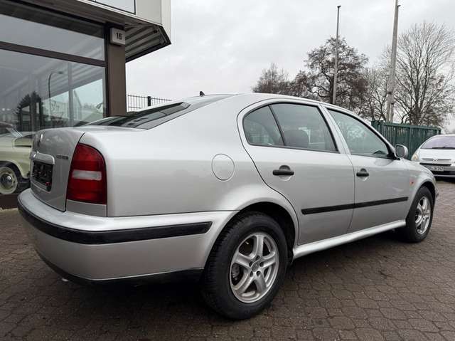 Skoda Octavia 2.0 SLX *nur 119 TKM*1.Hand*Scheckheft*HU 5/2027*