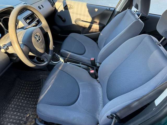 Honda Jazz 1.4 *nur 84 TKM*ohne HU*braucht Arbeit*GJ-Reifen*