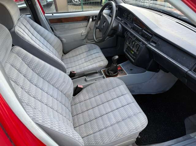 Mercedes-Benz 190 D W201 *HU/H-Kennzeichen neu*3.Hand*SSD*Alu*