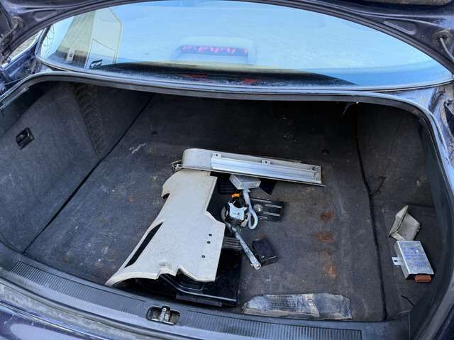 Audi S8 4.2 *6-Gang Schalter*ungepflegt*läuft+fährt*