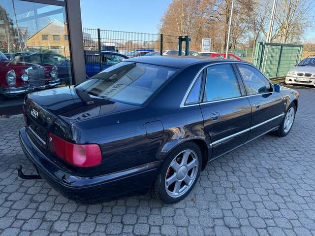 Audi S8 4.2 *6-Gang Schalter*ungepflegt*läuft+fährt*