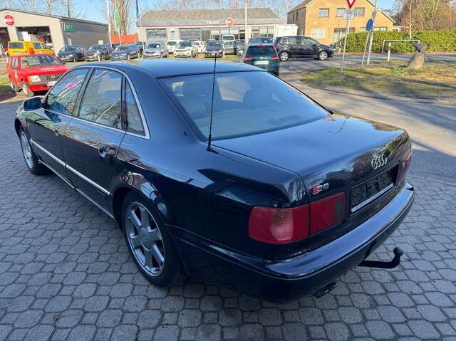 Audi S8 4.2 *6-Gang Schalter*ungepflegt*läuft+fährt*