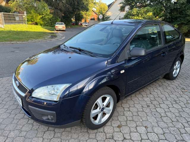 Ford Focus 1.6 16V Titanium *nur 61 TKM*HU neu*Klimaautom.*Teilleder*GJ-Reifen*