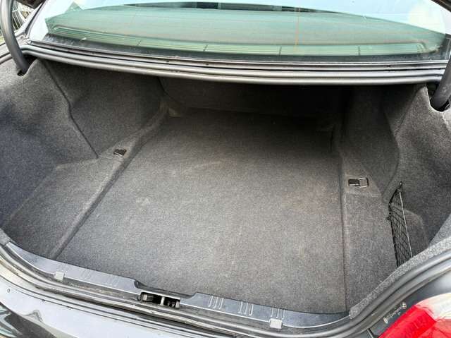 BMW 523 i E60 *HU 10/2026*Klima*SHZ*PDC*17Alu*GJ-Reifen*Scheckheft*