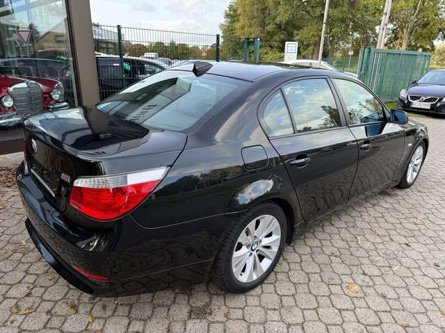 BMW 523 i E60 *HU 10/2026*Klima*SHZ*PDC*17Alu*GJ-Reifen*Scheckheft*