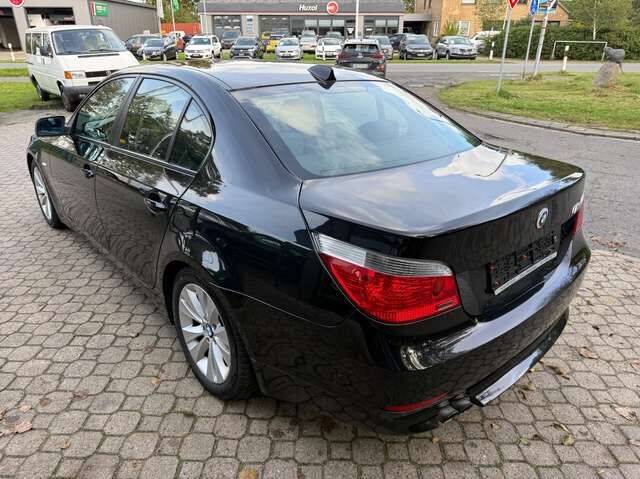 BMW 523 i E60 *HU 10/2026*Klima*SHZ*PDC*17Alu*GJ-Reifen*Scheckheft*