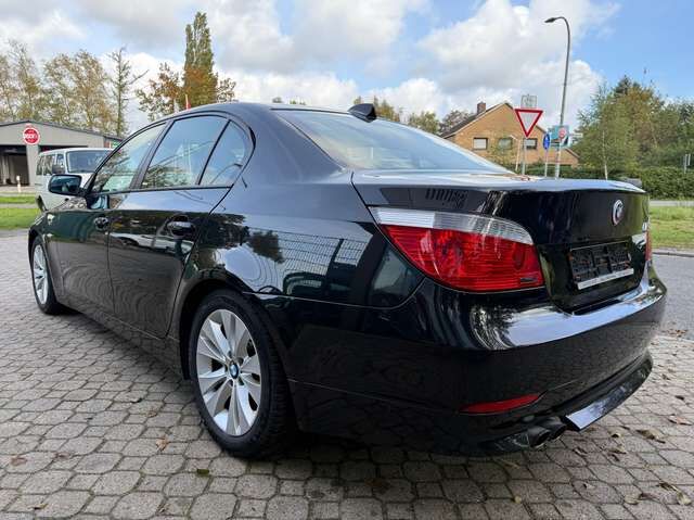 BMW 523 i E60 *HU 10/2026*Klima*SHZ*PDC*17Alu*GJ-Reifen*Scheckheft*