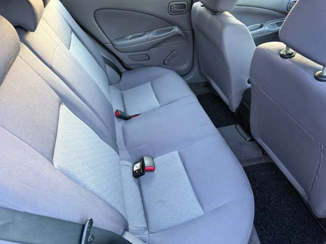 Nissan Almera 1.5 Acenta *nur 68 TKM*HU neu*2.Hand*Klima*ZV+FB*eFH*