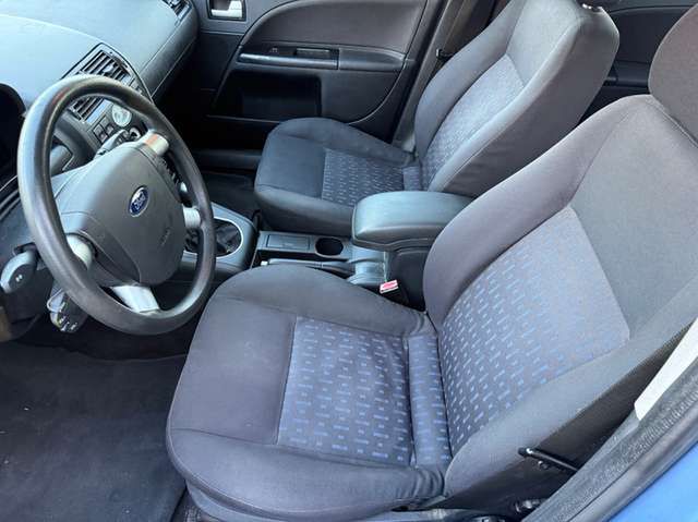 Ford Mondeo 1.8 Ambiente *HU neu*nur 116 TKM*GJ-Reifen*3.Hand*