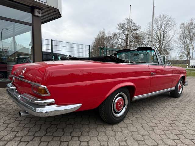 Mercedes-Benz 220 SEb W111 Cabrio *H-Kennzeichen*deutsches Fahrzeug*