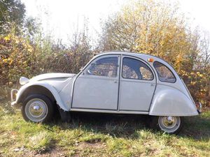 Citroen 2CV - unglaublich aber tatsächlich auch wahr !
