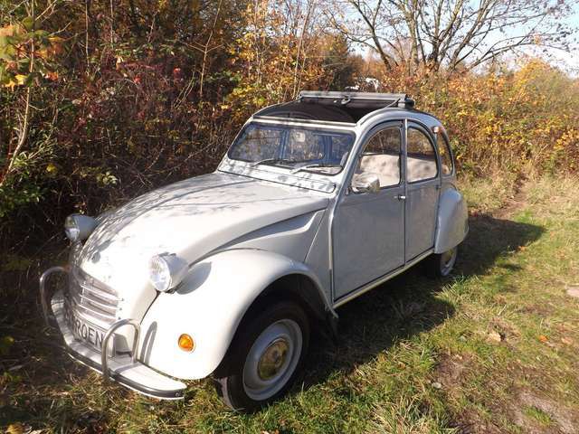 Citroen 2CV - unglaublich aber tatsächlich auch wahr !