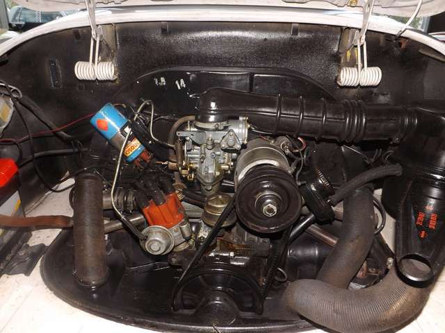 VW Karmann Ghia - weiße Weihnachten einmal anders!