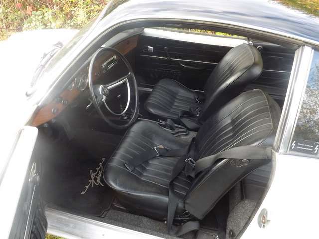 VW Karmann Ghia - weiße Weihnachten einmal anders!