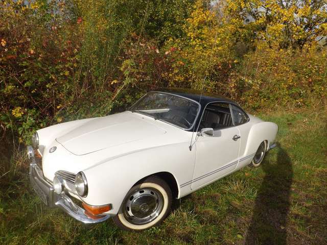 VW Karmann Ghia - weiße Weihnachten einmal anders!