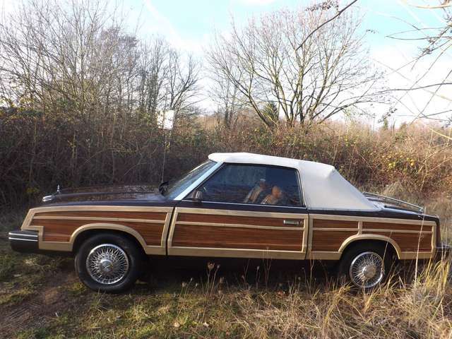 Chrysler Le Baron - exzentrisch und altmodisch zugleich !
