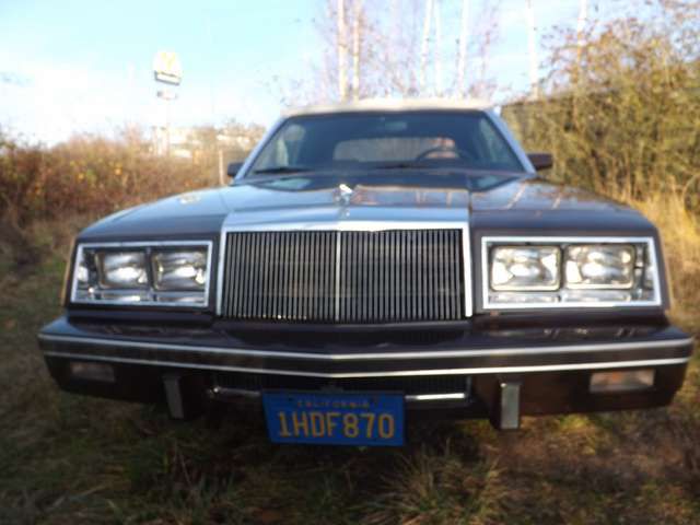 Chrysler Le Baron - exzentrisch und altmodisch zugleich !