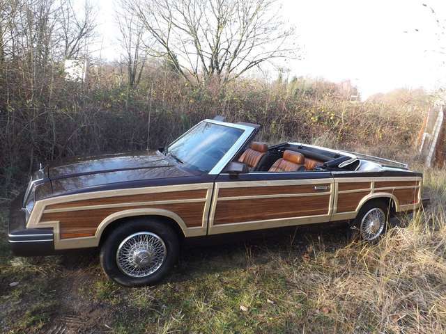 Chrysler Le Baron - exzentrisch und altmodisch zugleich !