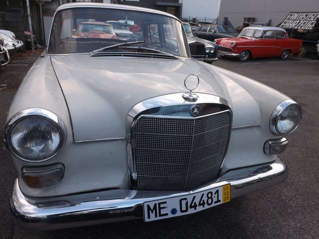 Mercedes-Benz 200 D- gut, günstig und zuverlässig!