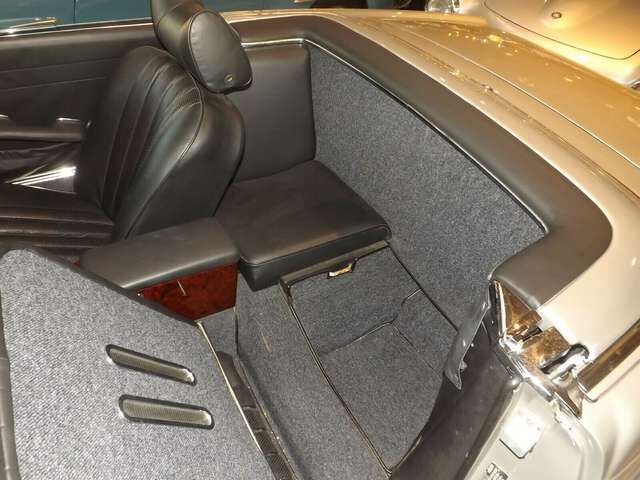 Mercedes-Benz 280 SL/8 -  Pagode par excellence