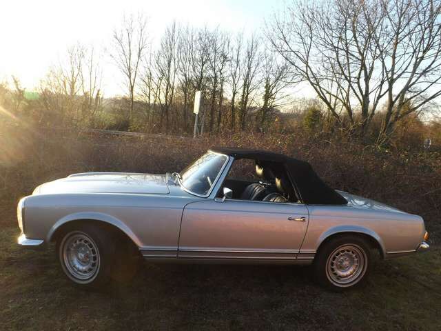 Mercedes-Benz 280 SL/8 -  Pagode par excellence