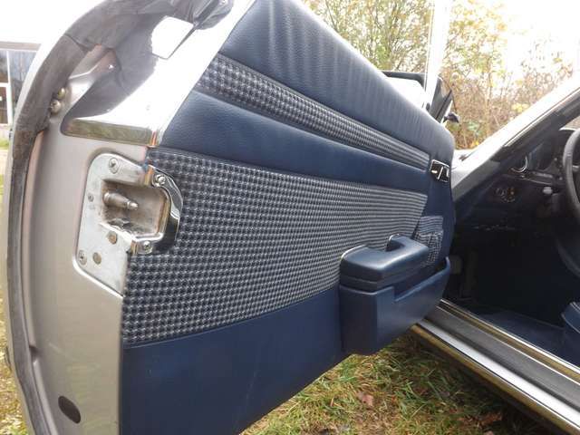 Mercedes-Benz SLC 280 - sehr gediegen, sehr gut und günstig !