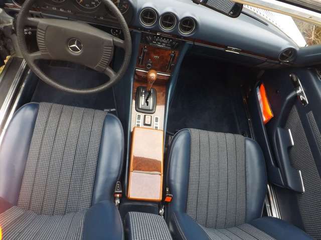 Mercedes-Benz SLC 280 - sehr gediegen, sehr gut und günstig !