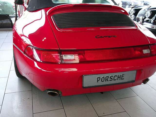 Porsche 993 Carrera 2 Cabriolet-in original Indischrot !
