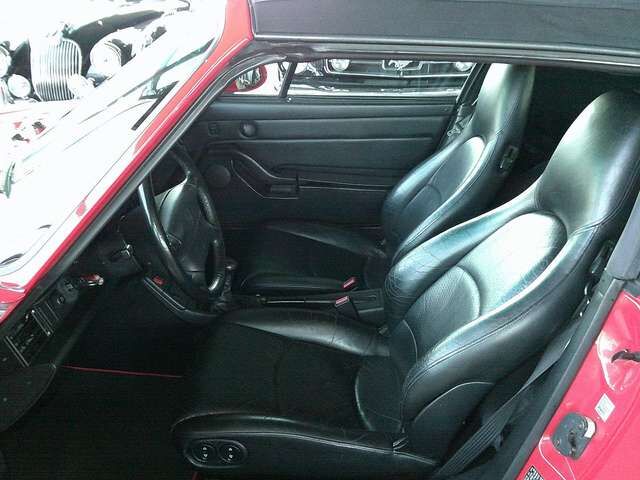 Porsche 993 Carrera 2 Cabriolet-in original Indischrot !